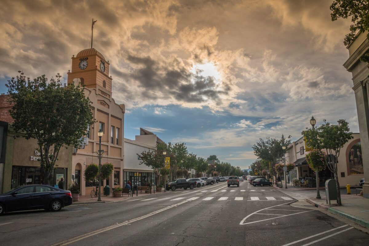 main-street-santa-paula-1200x800
